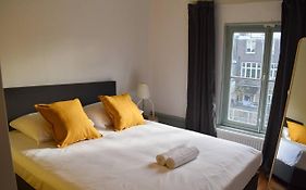Private 4P Top Floor - Hostel Apartment